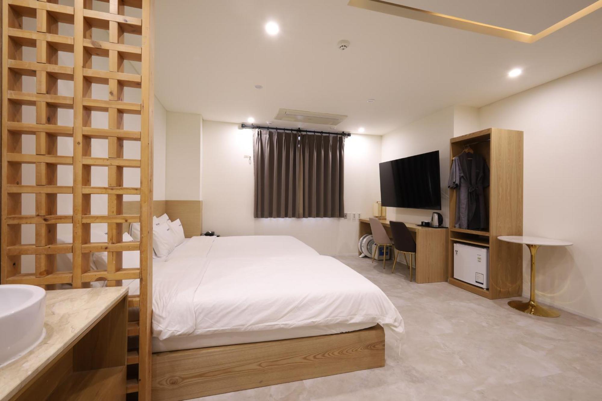 Trt Hotel Пусан Екстер'єр фото