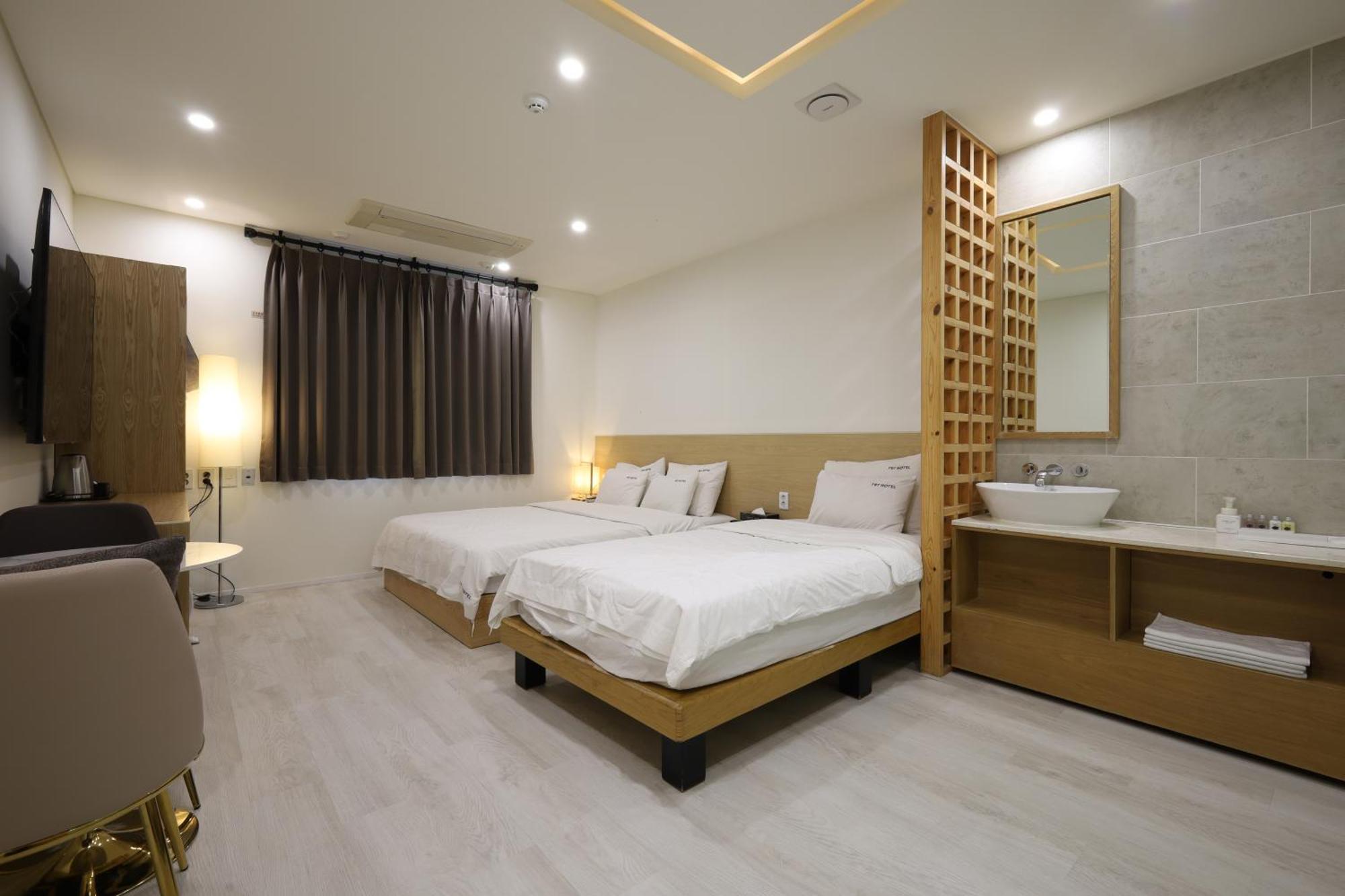 Trt Hotel Пусан Екстер'єр фото