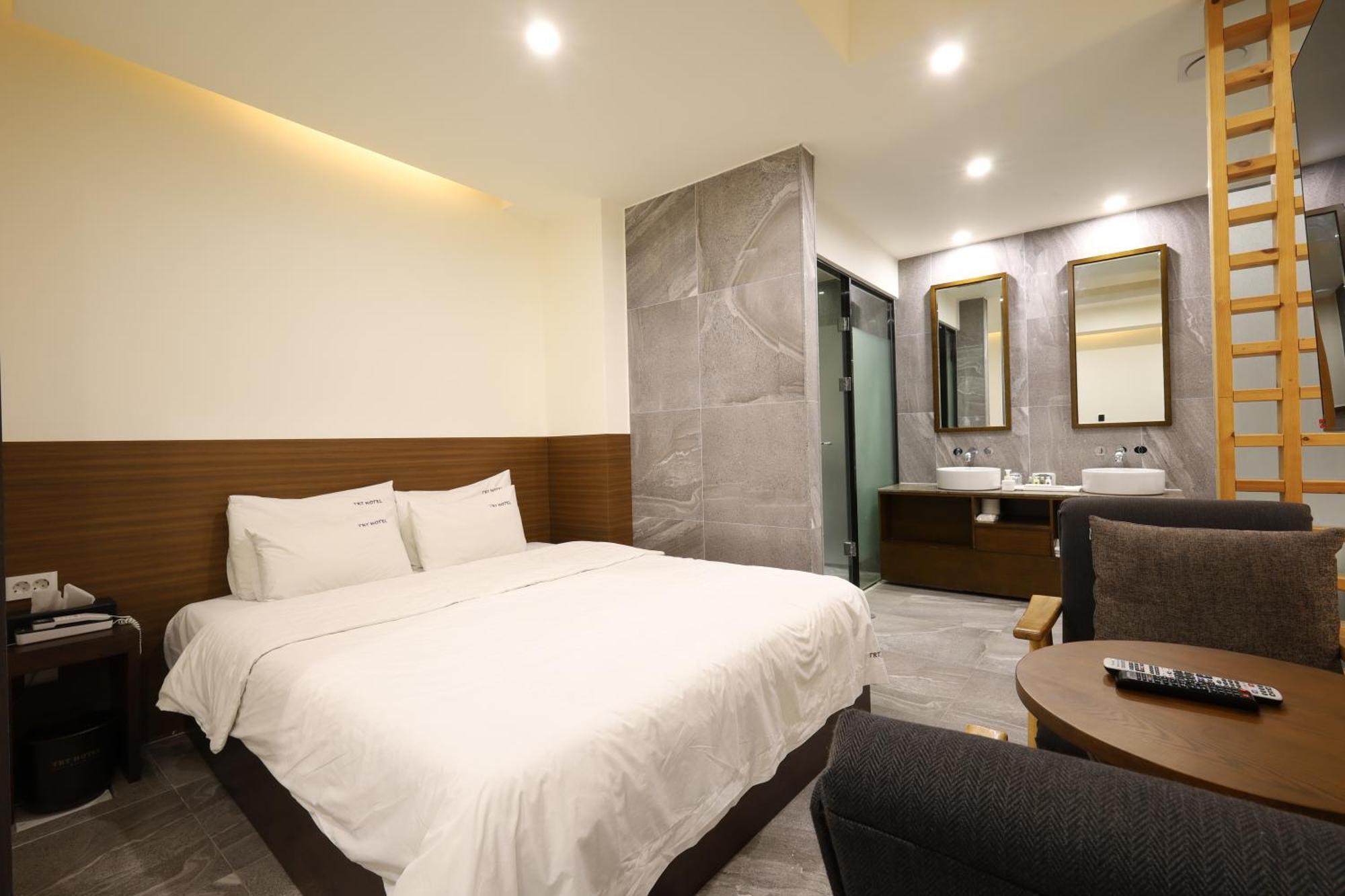 Trt Hotel Пусан Екстер'єр фото